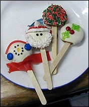 Fun Winter Cookie Pops 