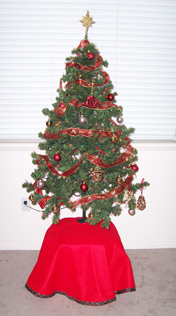 keeping cats out of the christmas tree thriftyfun keeping cats out of the christmas tree thriftyfun