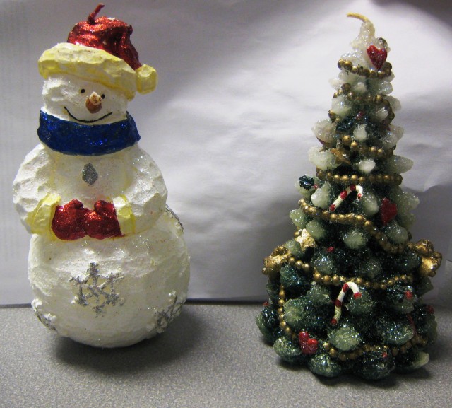 Picture of Recalled Christmas Candle
Set