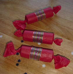 Make Your Own Christmas Crackers
