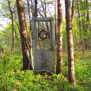 Garden: Door Decor