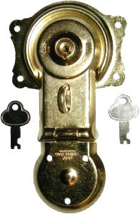 Replacing a Lock on a Steamer Trunk