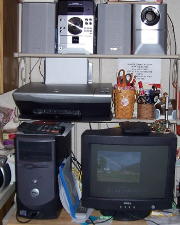 Baker's Rack for a Computer Desk