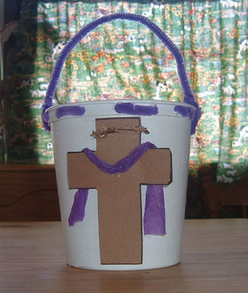 Easter Baskets from Cottage Cheese Containers